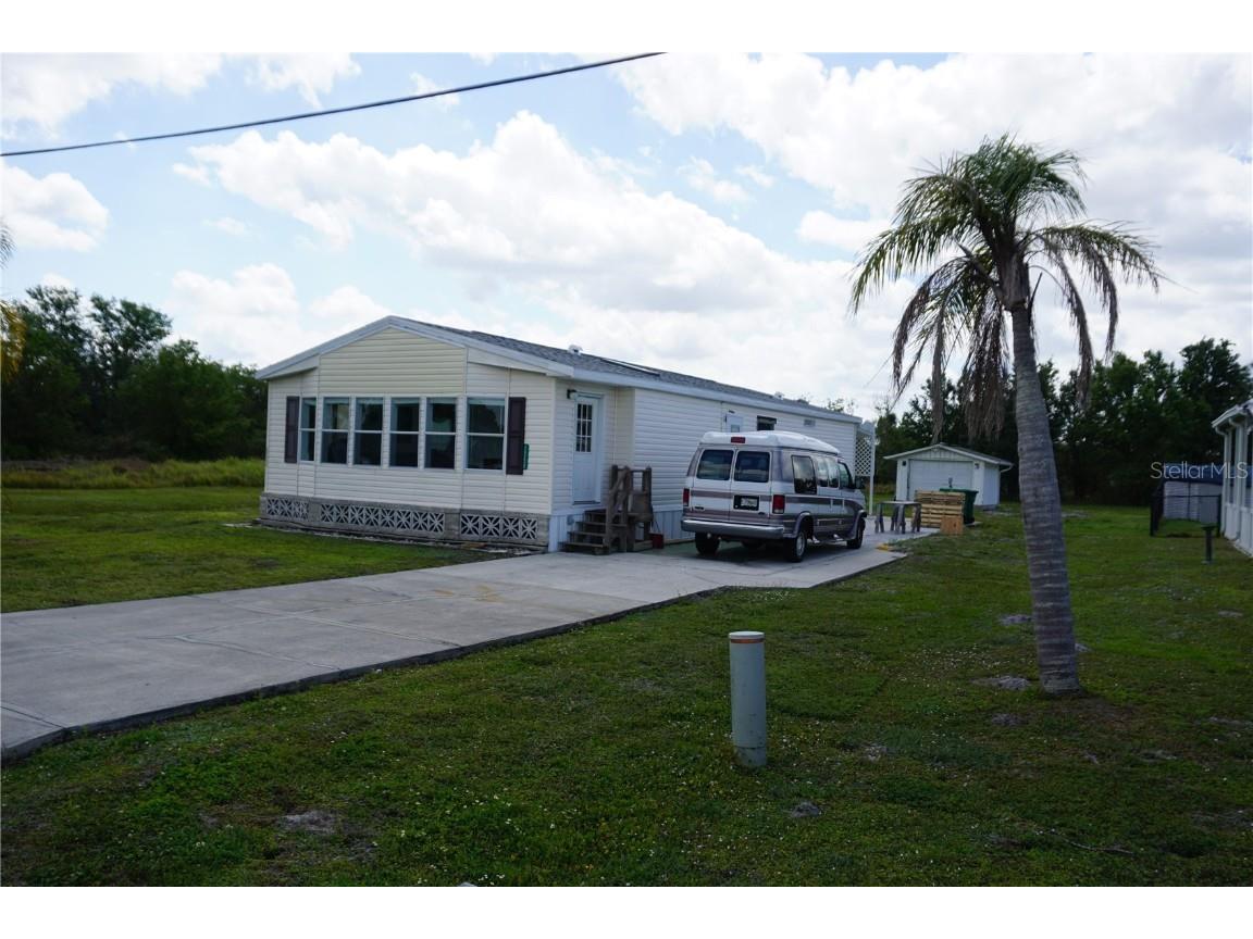 29239 Edgewood Street Punta Gorda FL 33982 C7470857 image1