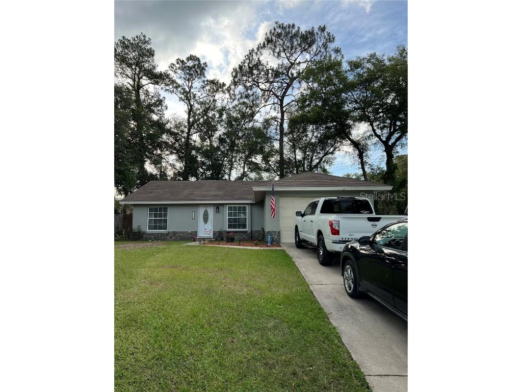 2924 NE 17th Terrace Ocala FL 34479 OM659426 image1