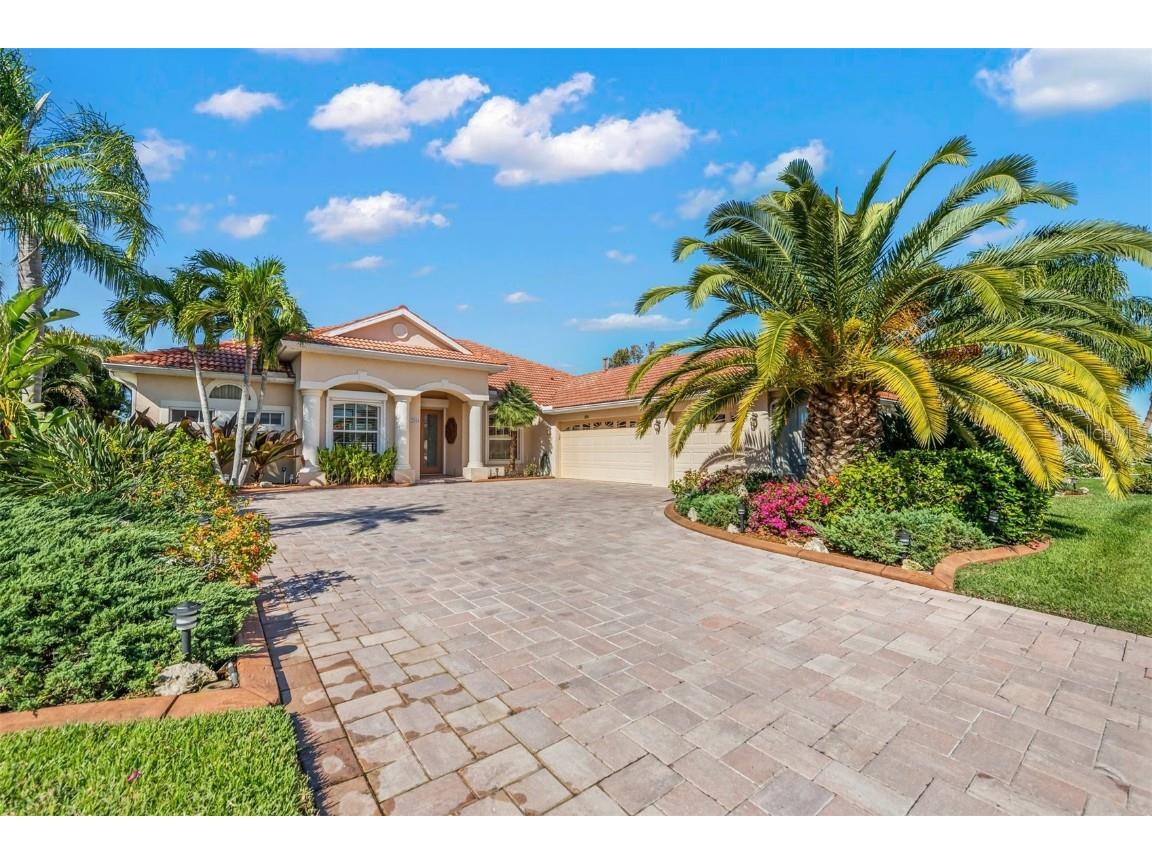 2924 Seasons Boulevard Sarasota FL 34240 A4592326 image1