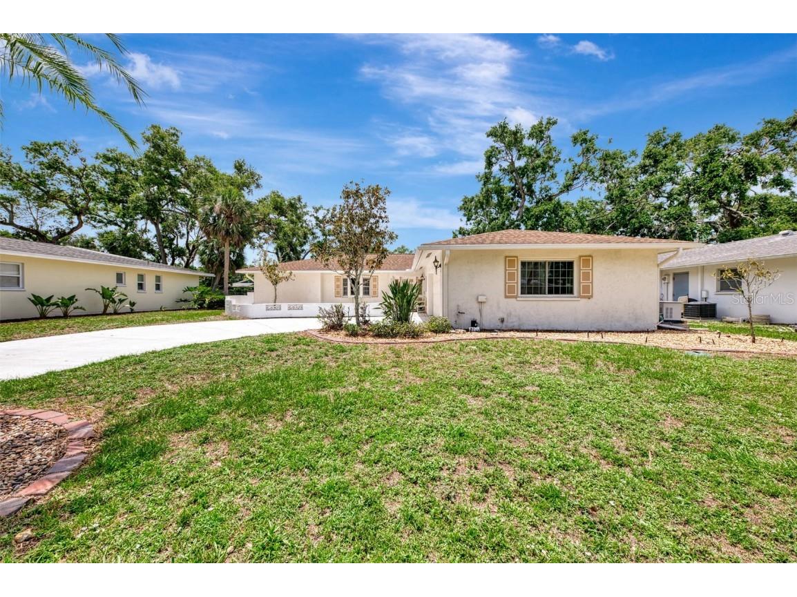 2924 Valley Forge Street Sarasota FL 34231 A4647015 image1