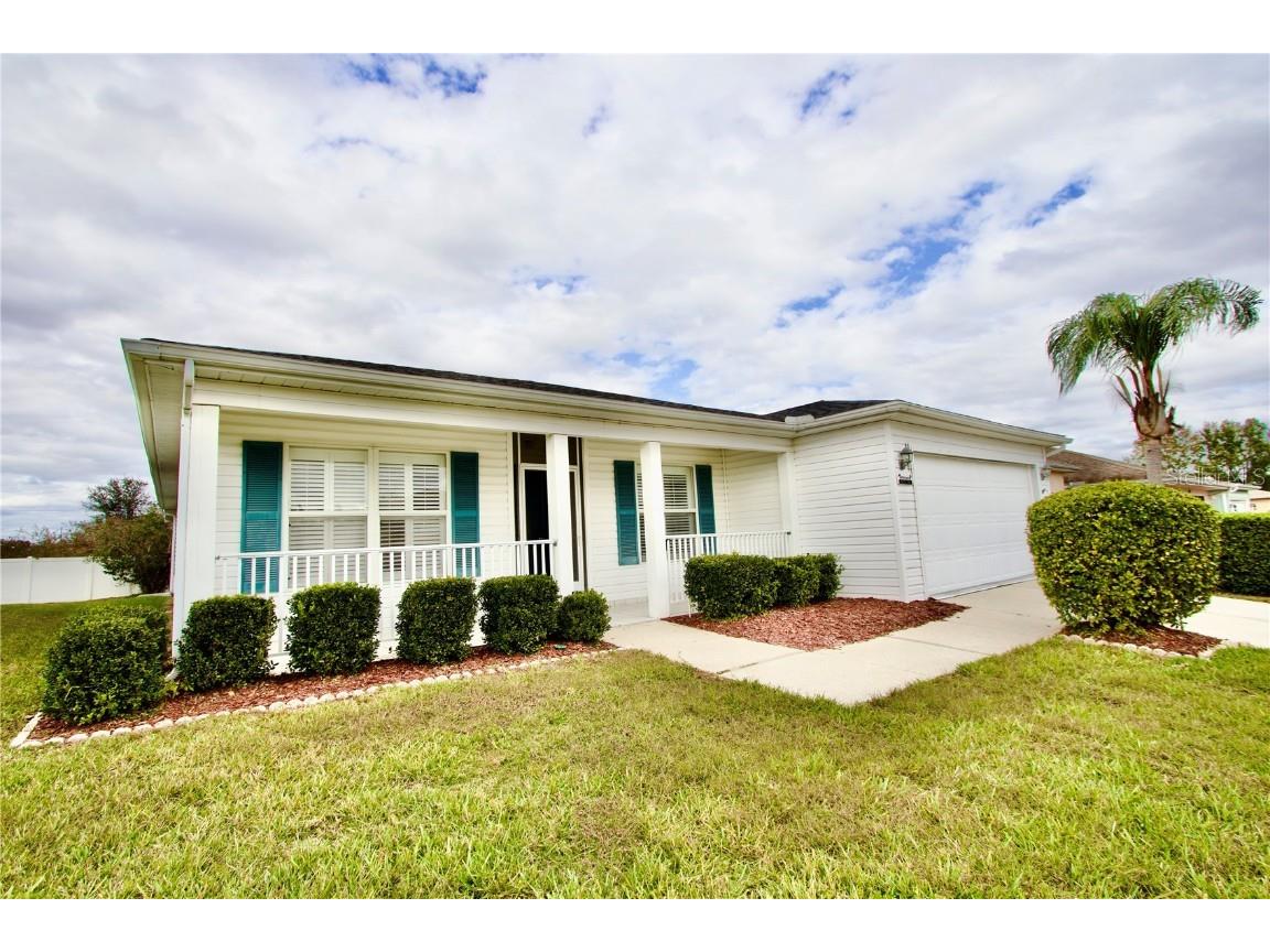 29241 Kapalua Way San Antonio FL 33576 W7881116 image1