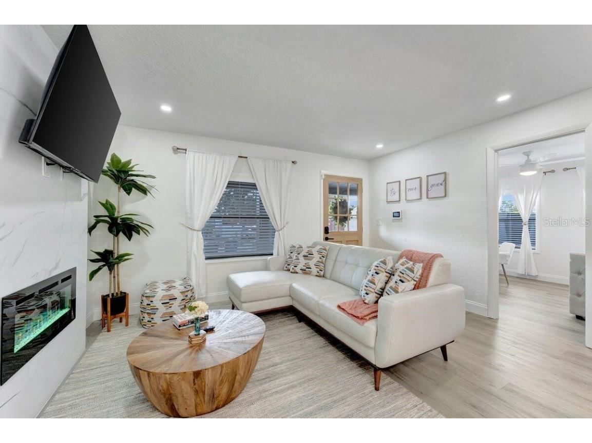 2925 24th Street N Saint Petersburg FL 33713 O6347452 image21