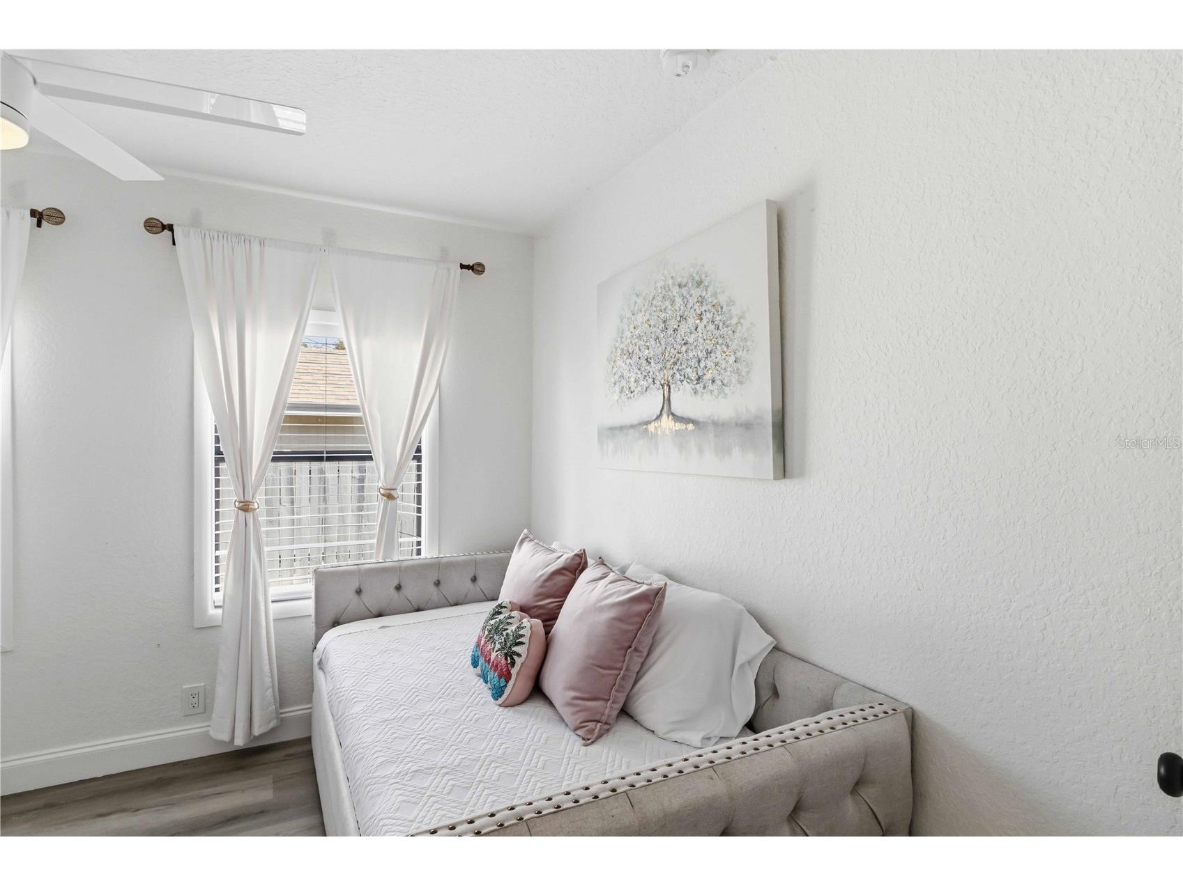 2925 24th Street N Saint Petersburg FL 33713 TB8496033 image18