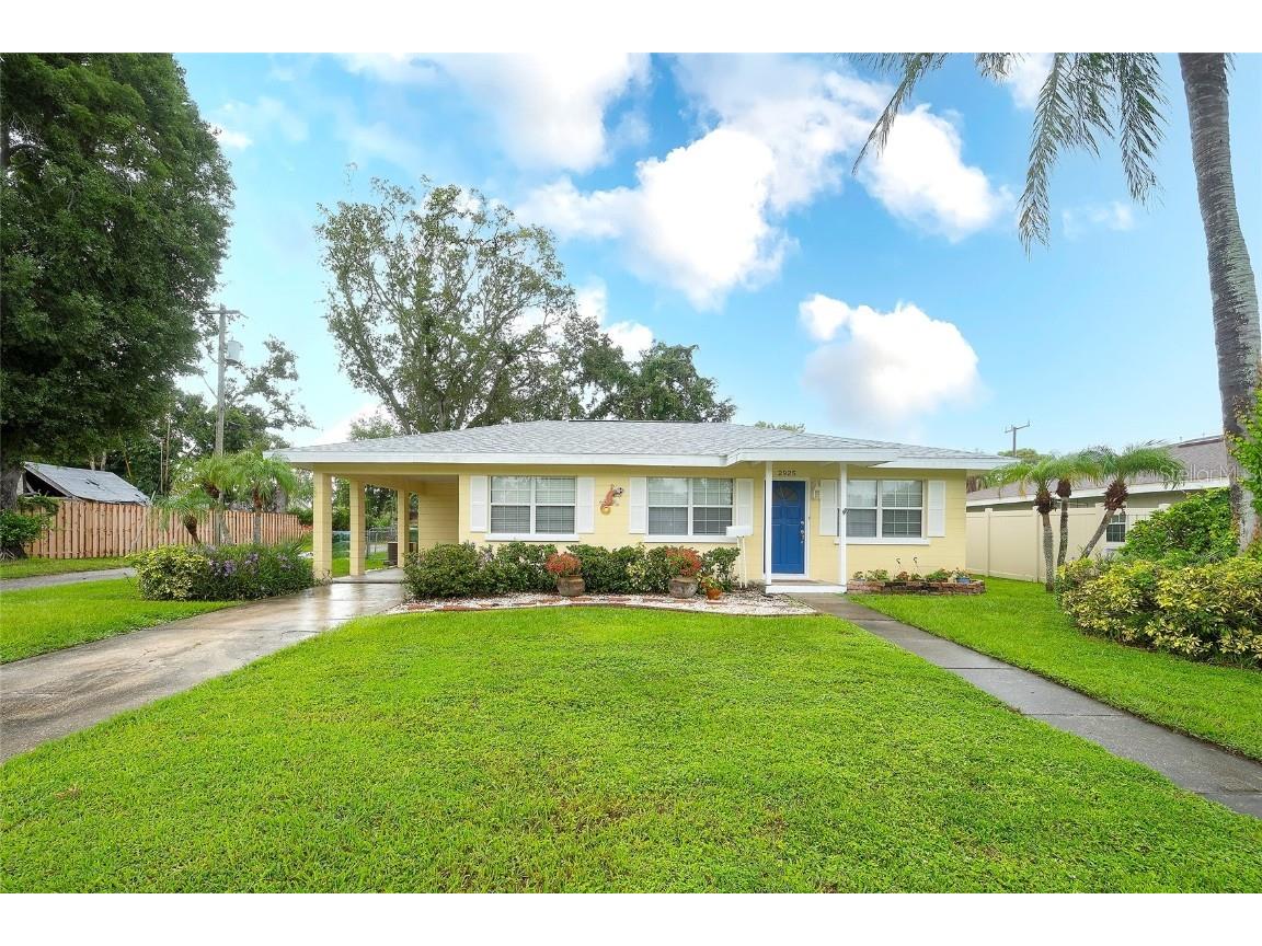 2925 9th Avenue W Bradenton FL 34205 A4663972 image1