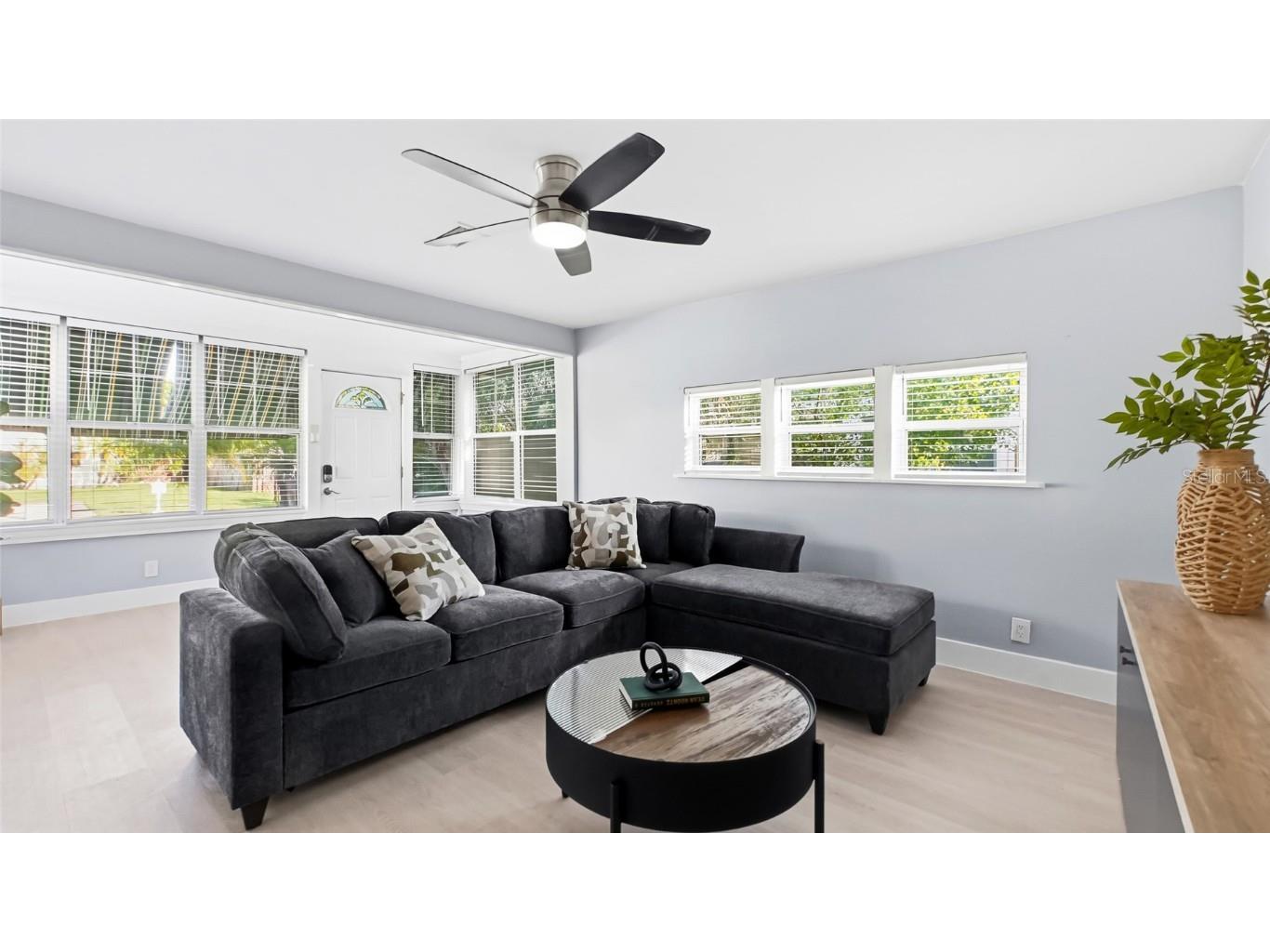 2925 Clinton Street S Gulfport FL 33707 TB8440091 image3