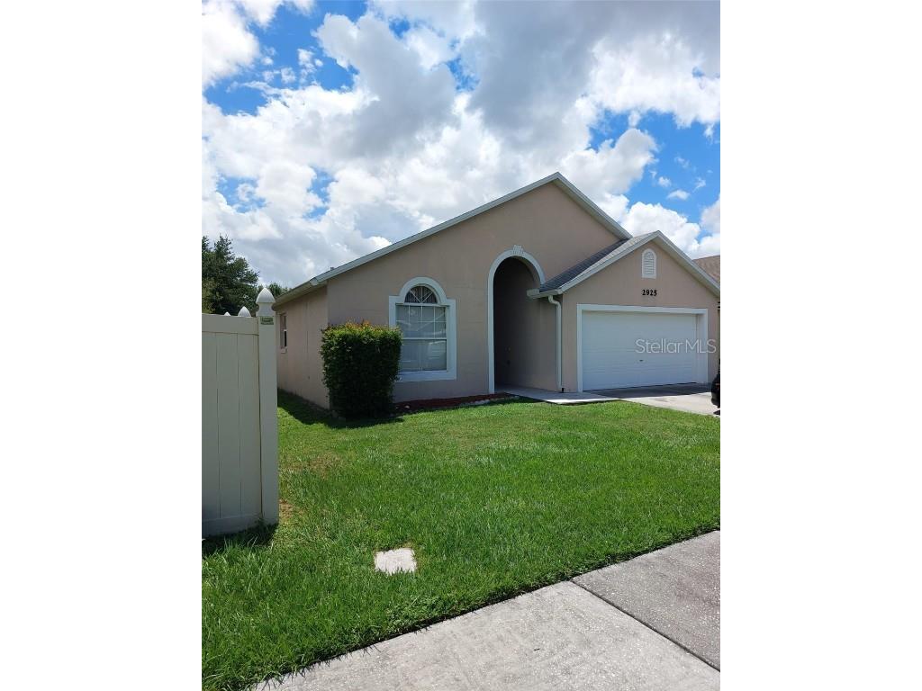 2925 Cool Breeze Circle Saint Cloud FL 34769 O6116889 image1