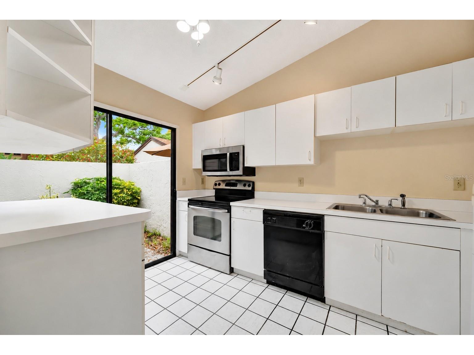 2925 Park Lake Drive #12 Bradenton FL 34209 A4695813 image6
