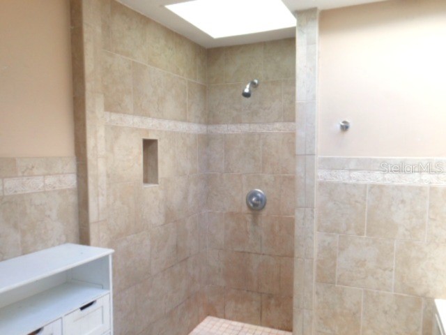 2925 W Paris Street Tampa FL 33614 TB8484168 image14
