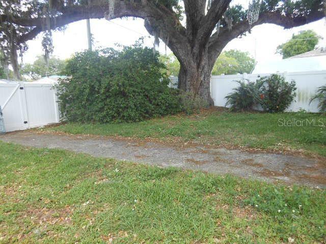 2925 W Paris Street Tampa FL 33614 TB8484168 image20