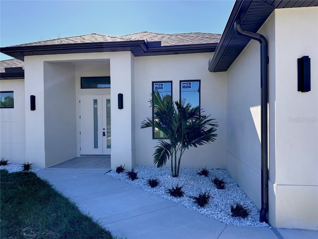 2925 Woodward Avenue North Port FL 34286 C7500970 image1