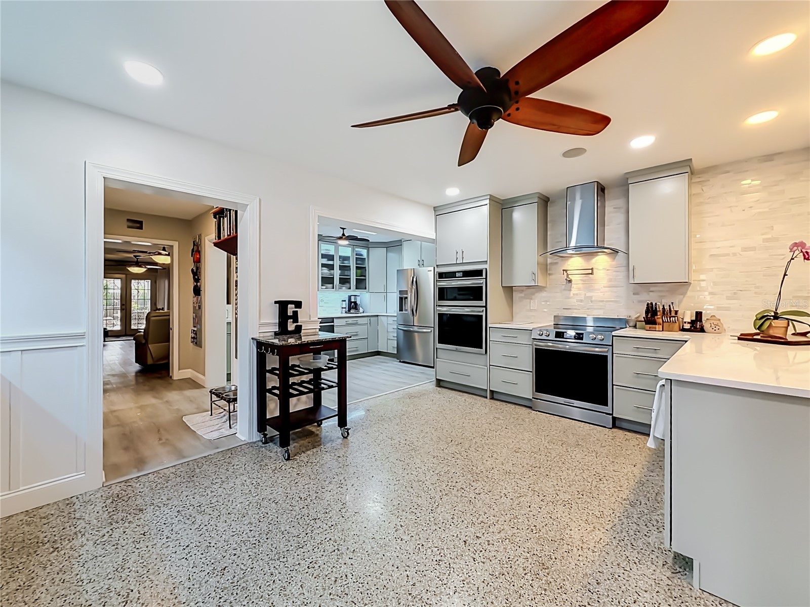 2926 28th Avenue N Saint Petersburg FL 33713 TB8524440 image17