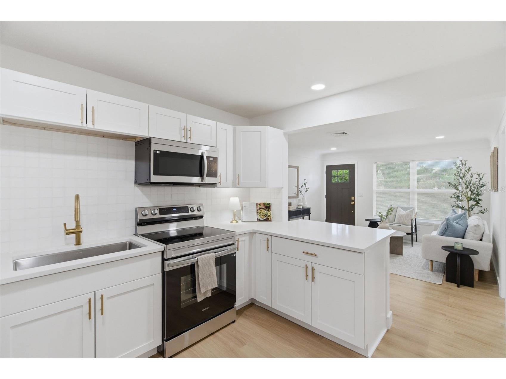 2926 40th Avenue N Saint Petersburg FL 33714 TB8508591 image20