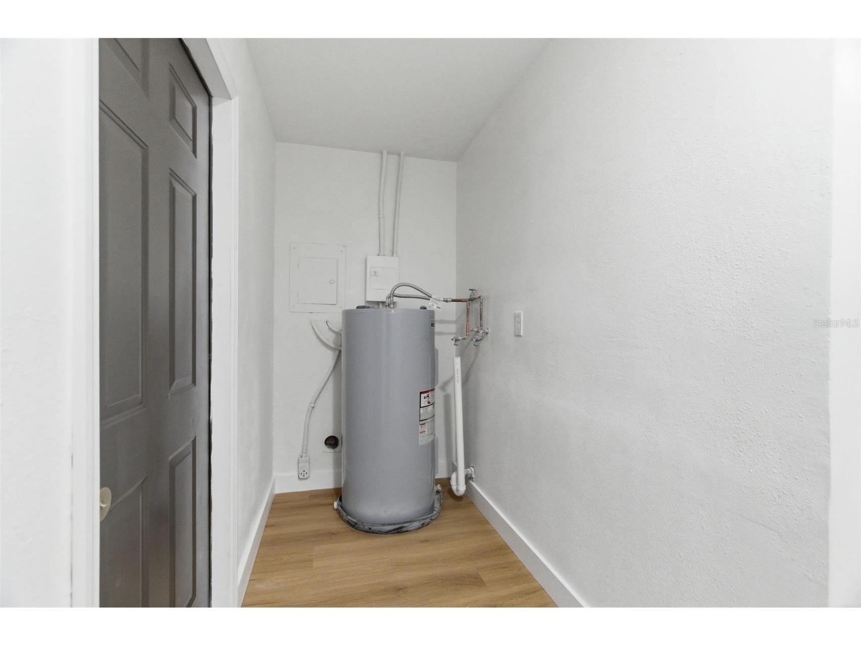 2926 40th Avenue N Saint Petersburg FL 33714 TB8508591 image35