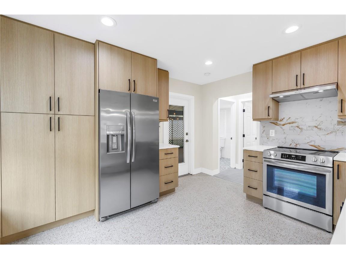 2926 57th Street S Gulfport FL 33707 TB8421957 image10