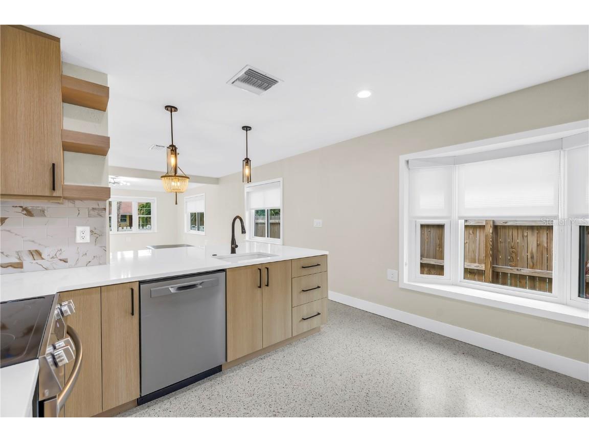 2926 57th Street S Gulfport FL 33707 TB8421957 image12