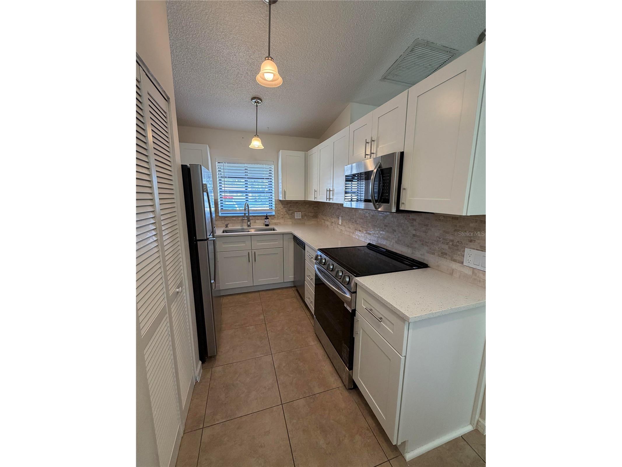2926 63rd Street W Bradenton FL 34209 A4693954 image5