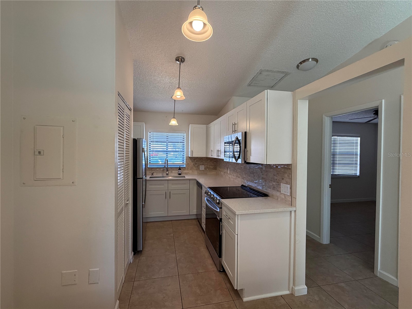 2926 63rd Street W Bradenton FL 34209 A4693954 image7