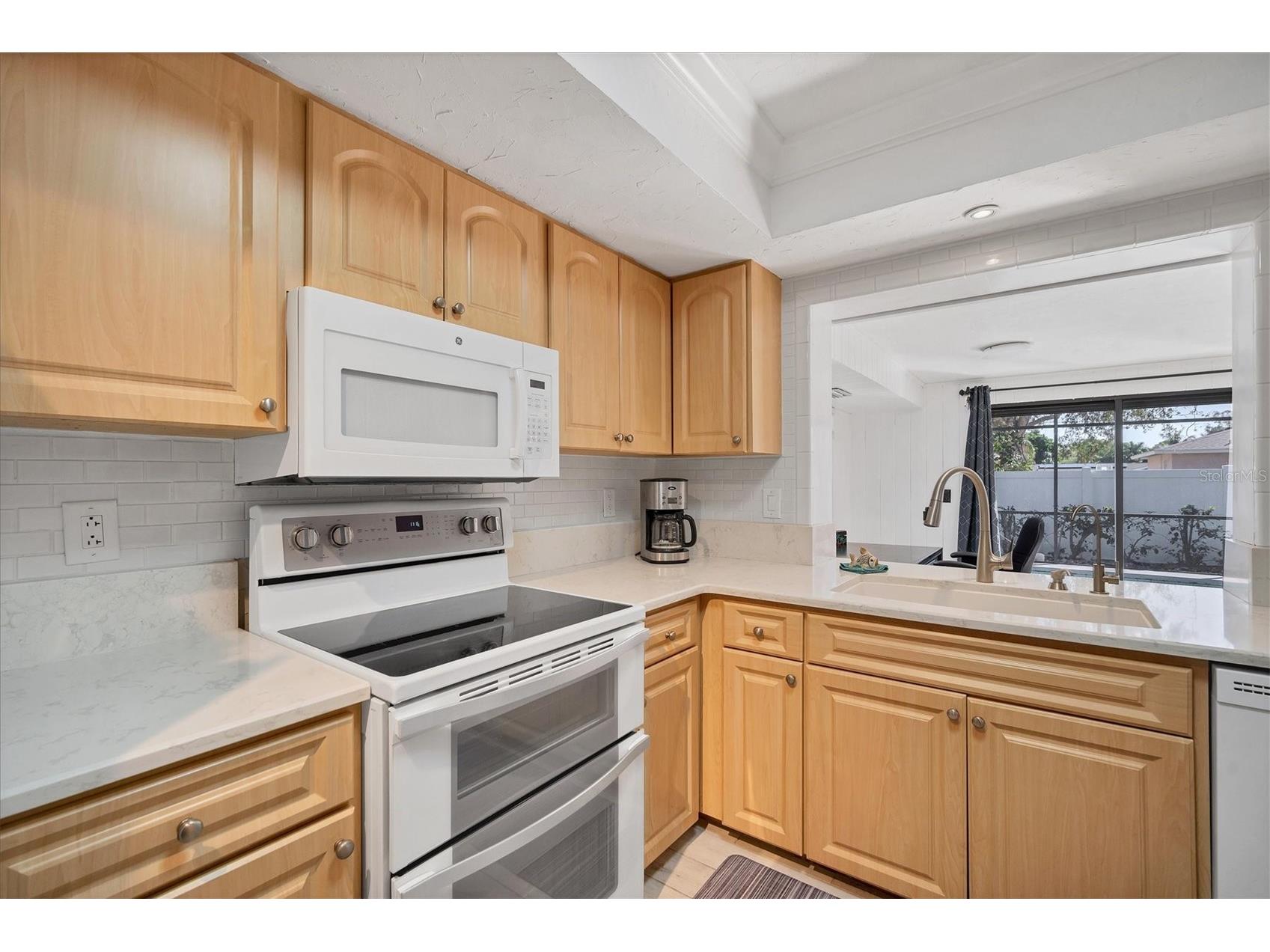 2926 Captiva Drive Sarasota FL 34231 - GULF OF MEXICO A4694742 image13