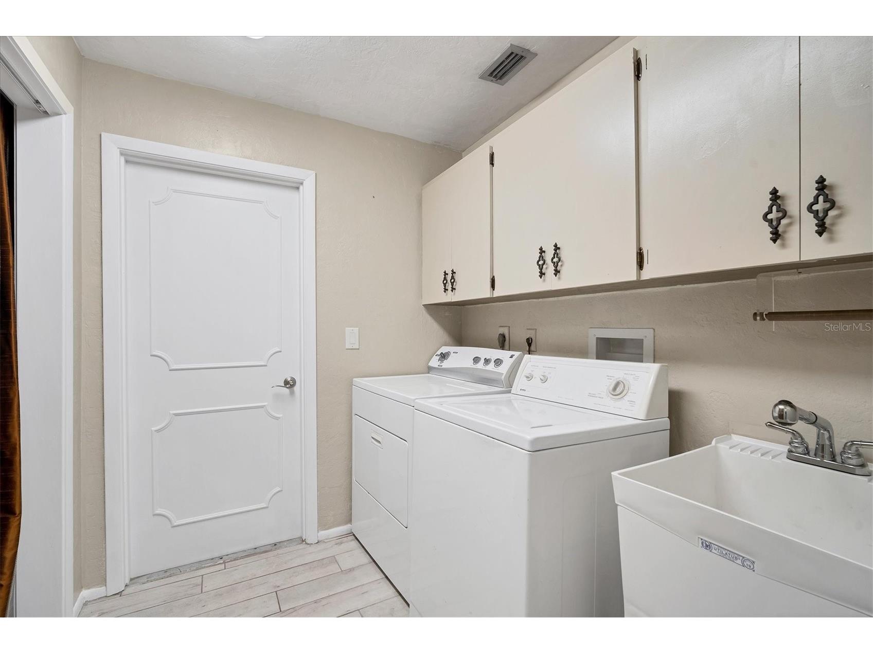 2926 Captiva Drive Sarasota FL 34231 - GULF OF MEXICO A4694742 image23