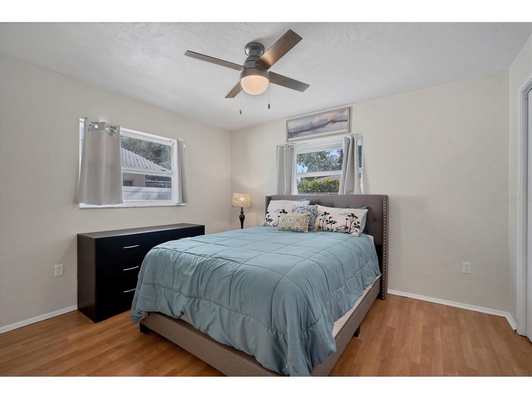 2926 Captiva Drive Sarasota FL 34231 - GULF OF MEXICO A4694742 image9