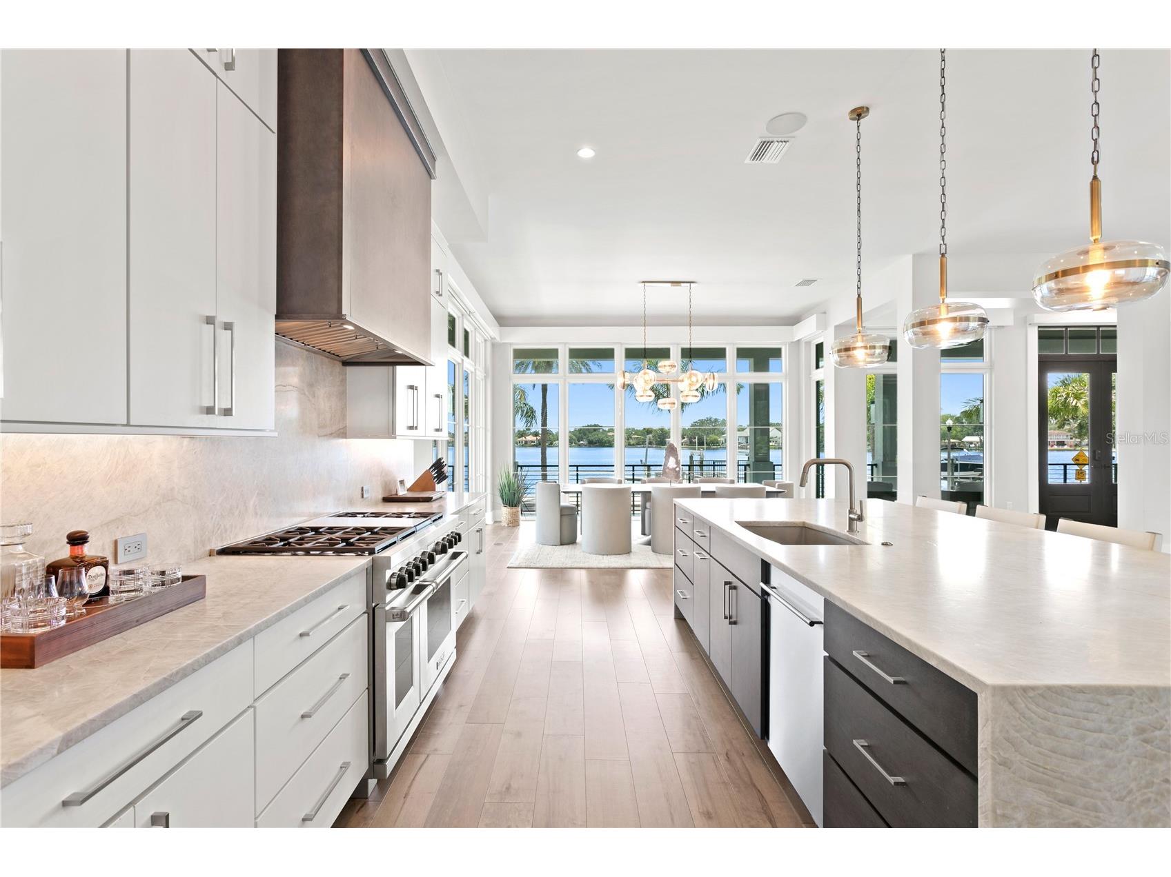 2926 Coffee Pot Boulevard NE Saint Petersburg FL 33704 - COFFEE POT BAYOU TB8509782 image21