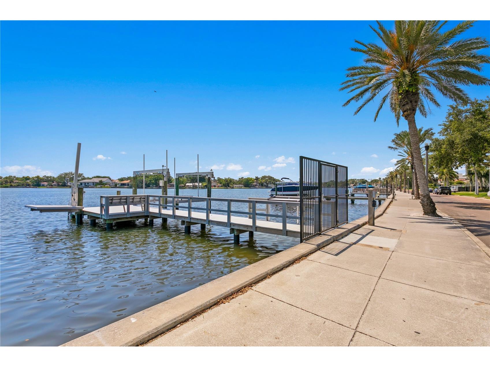 2926 Coffee Pot Boulevard NE Saint Petersburg FL 33704 - COFFEE POT BAYOU TB8509782 image3