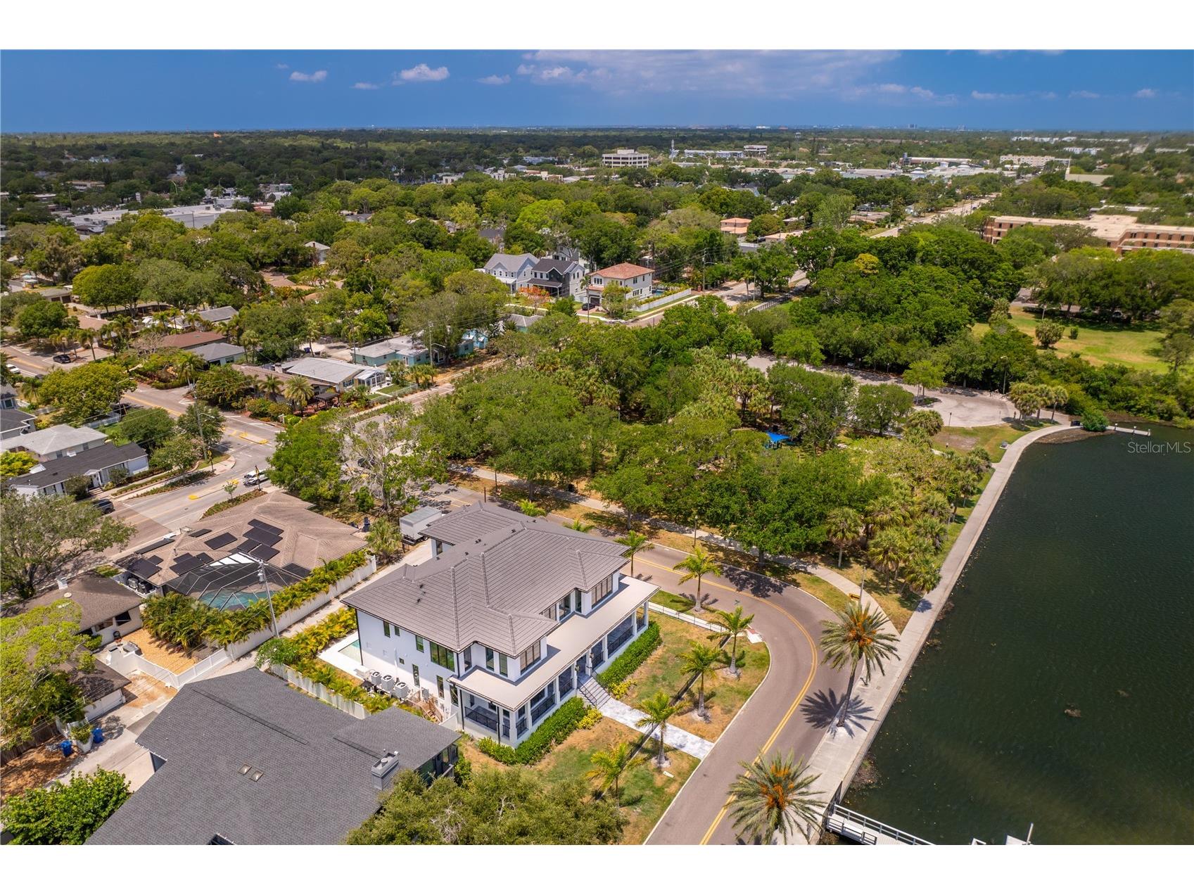 2926 Coffee Pot Boulevard NE Saint Petersburg FL 33704 - COFFEE POT BAYOU TB8509782 image90