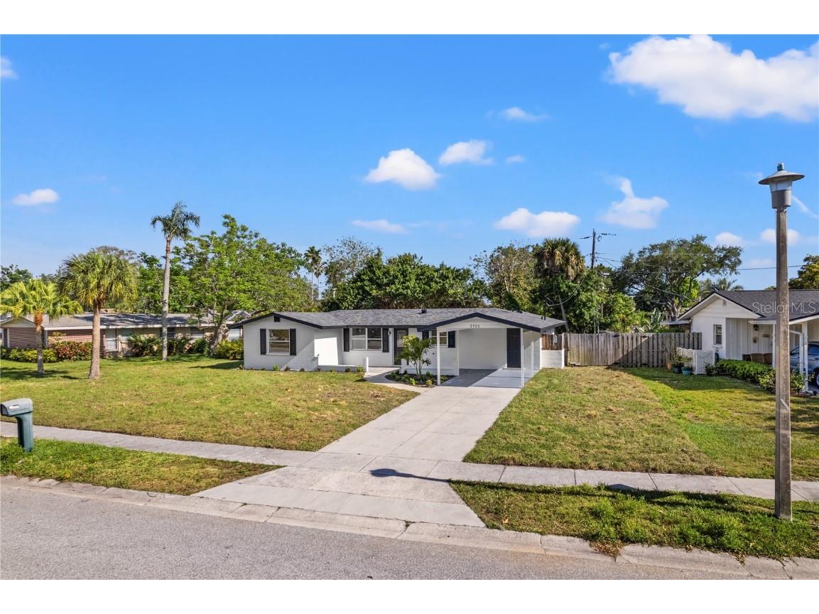 2926 Markridge Road Sarasota FL 34231 A4605566 image1