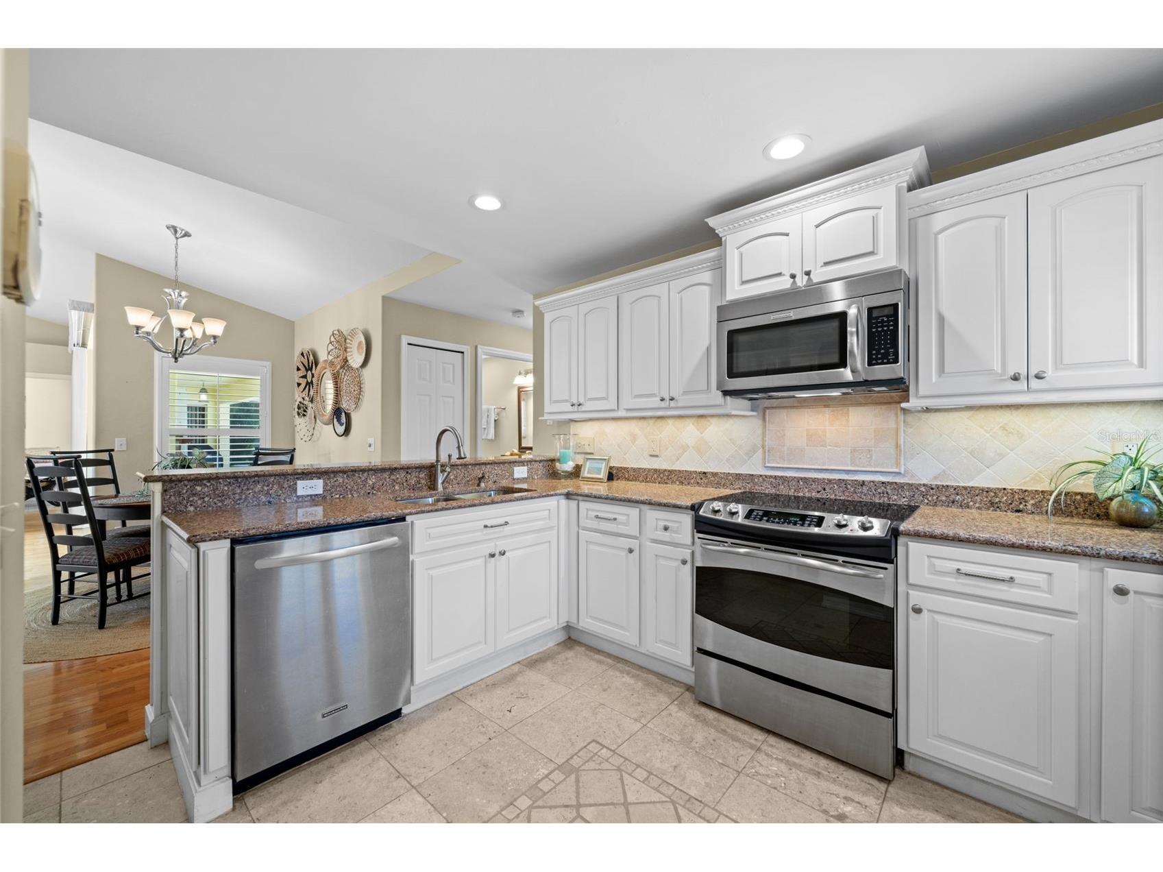 2926 SW 38th Terrace Cape Coral FL 33914 C7521334 image14