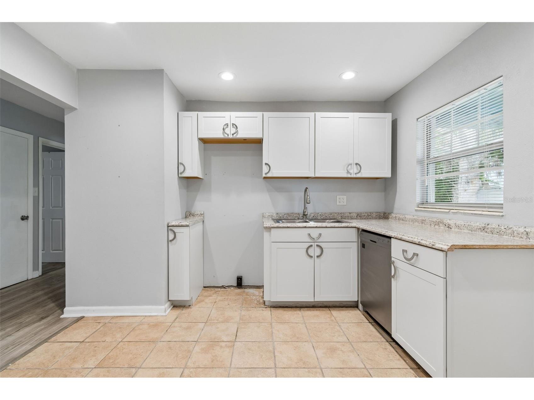 2927 Banza Street Tampa FL 33605 TB8513299 image14