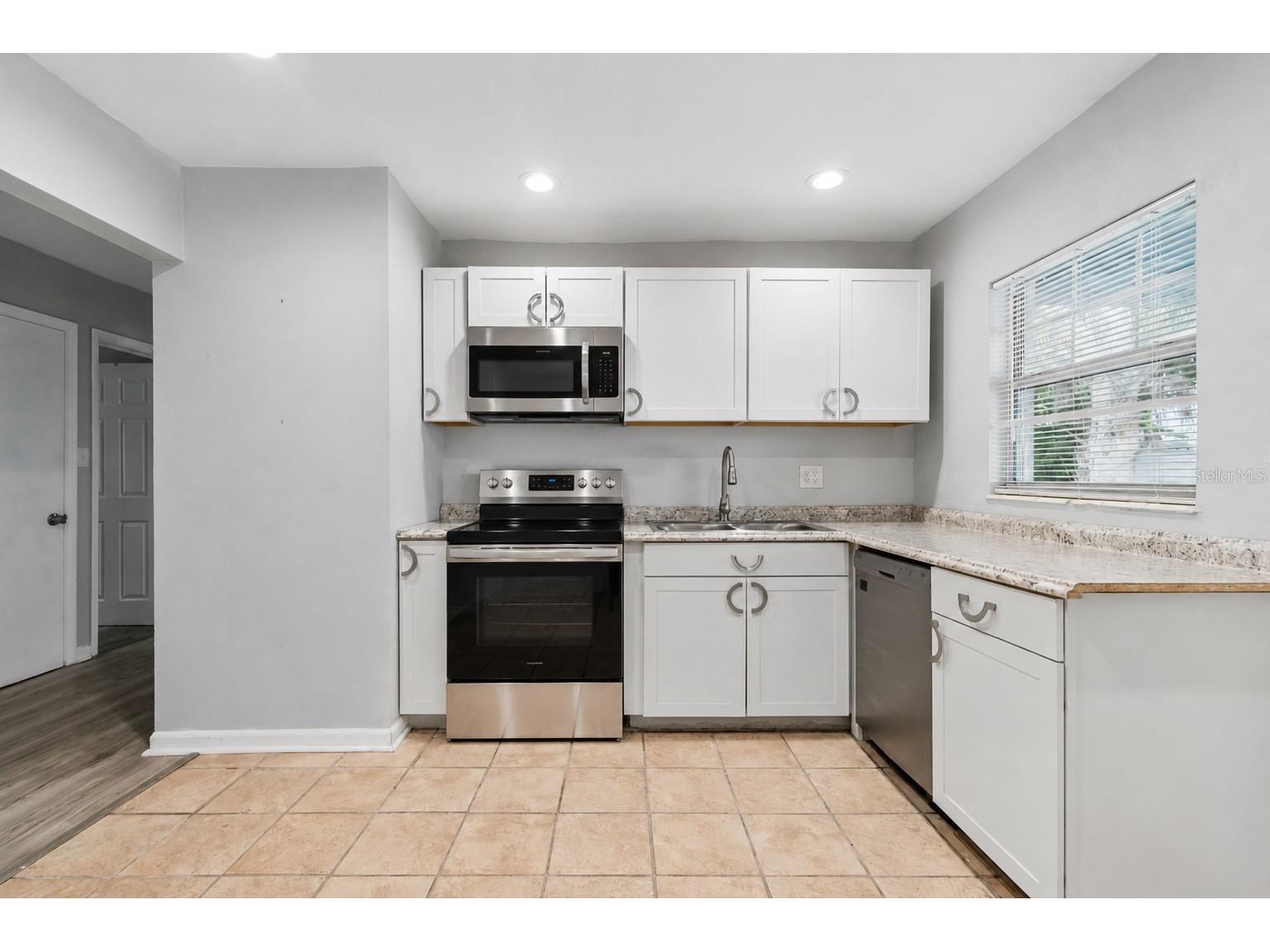 2927 Banza Street Tampa FL 33605 TB8513299 image2