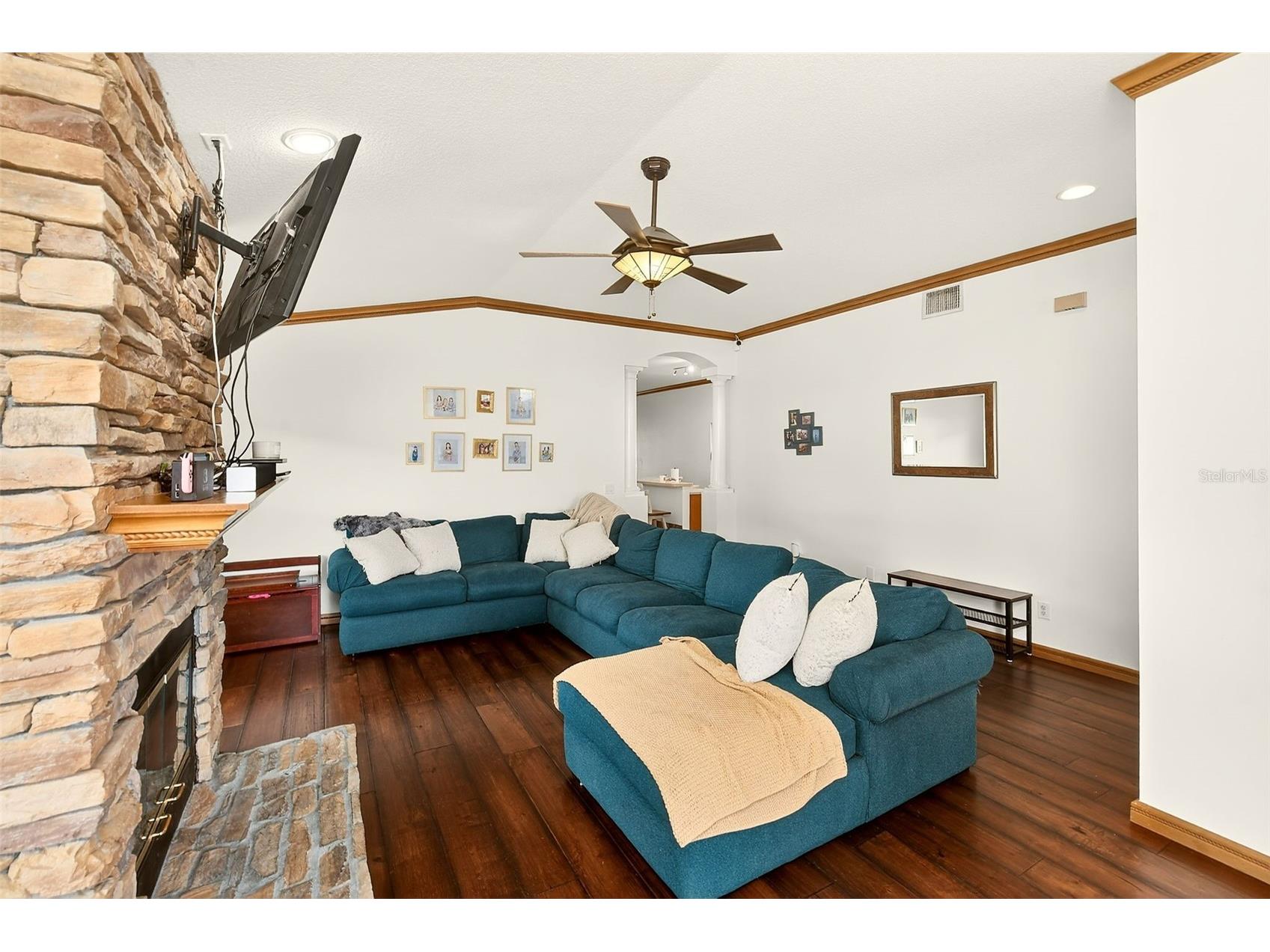 2927 Hickory Grove Drive Valrico FL 33596 TB8494363 image5