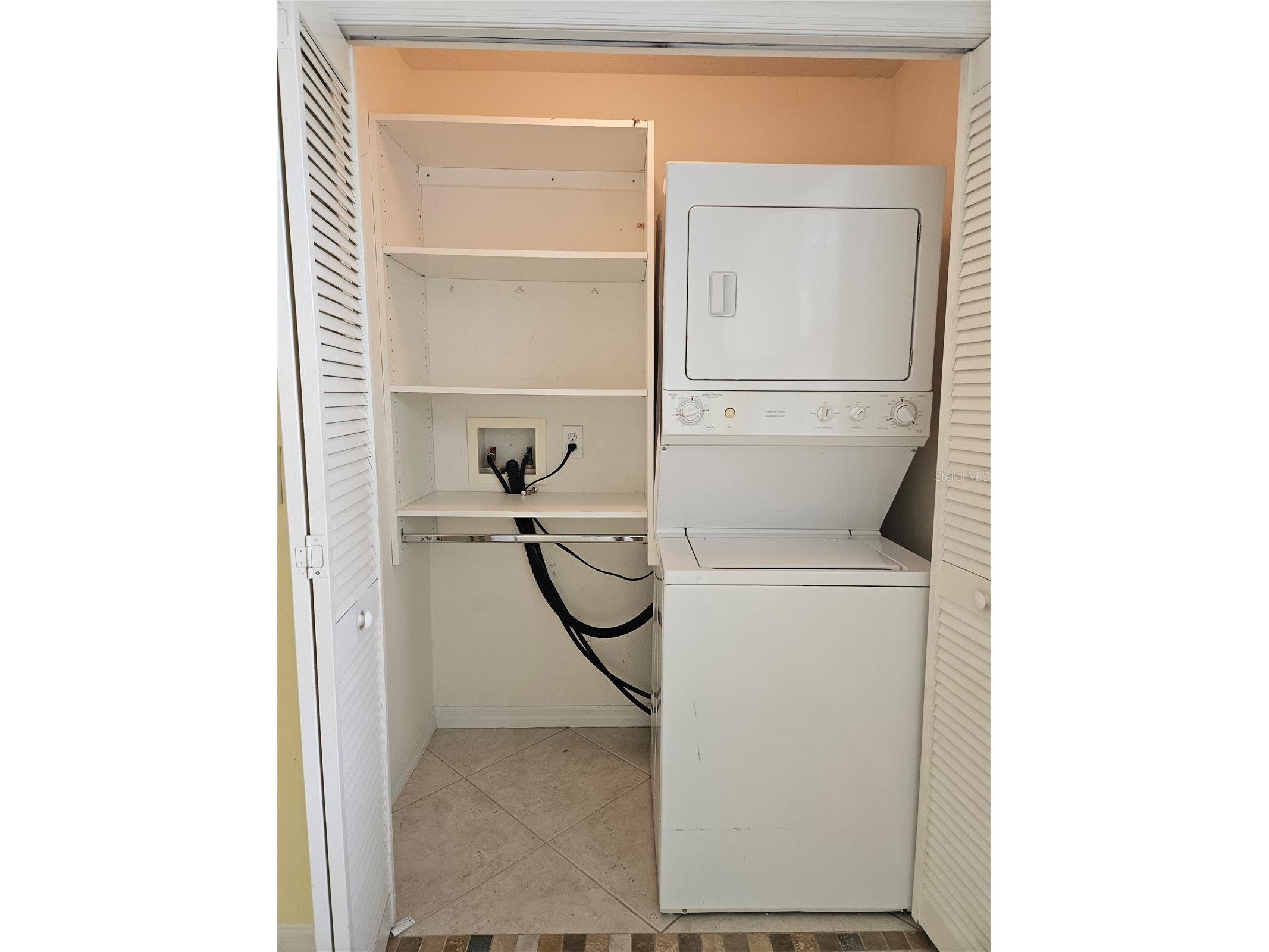 2927 Pointeview Drive Tampa FL 33611 TB8511073 image13