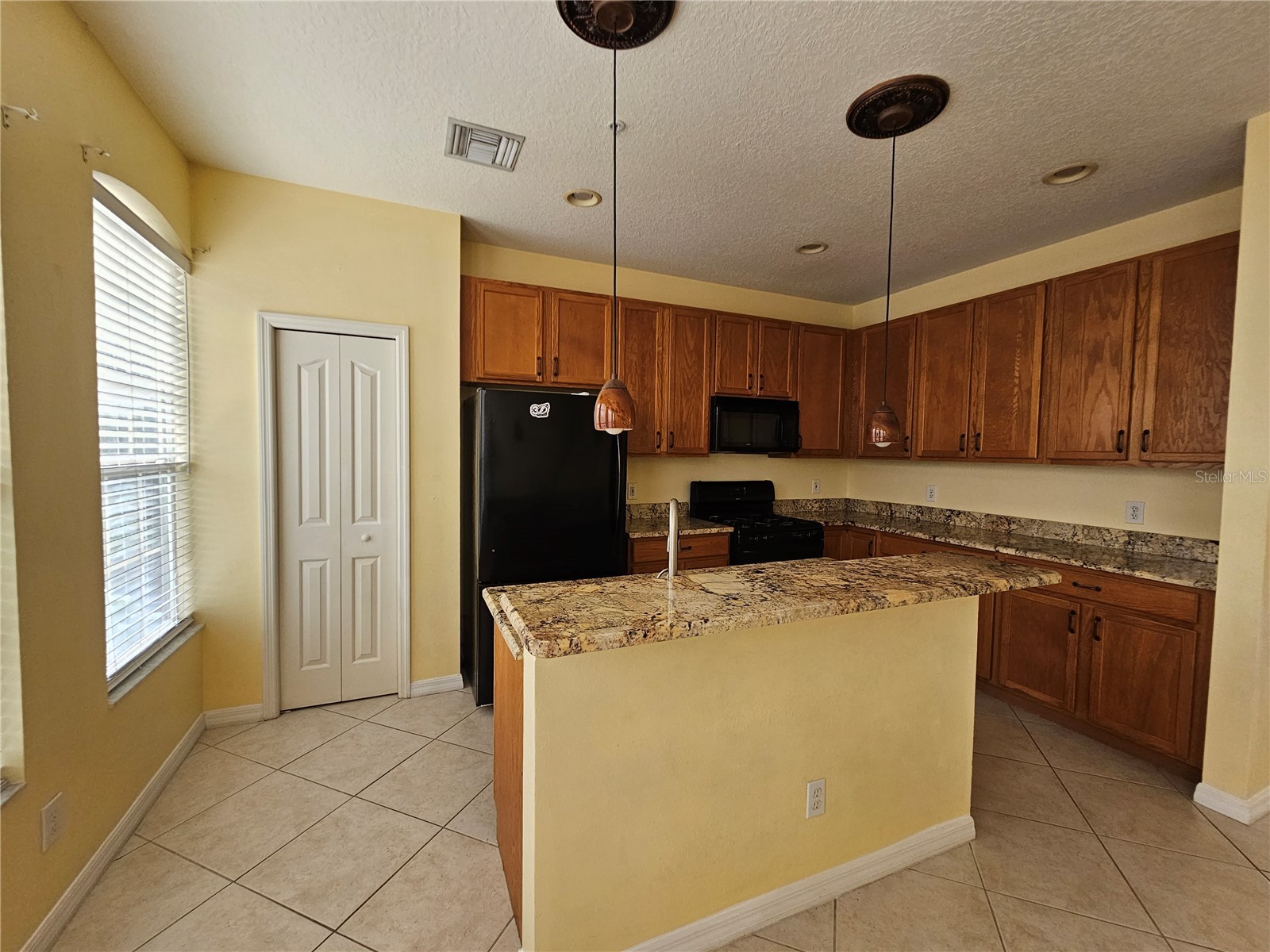 2927 Pointeview Drive Tampa FL 33611 TB8511073 image3