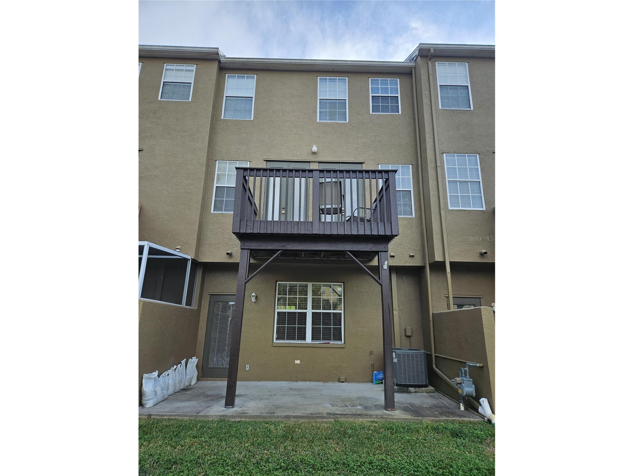 2927 Pointeview Drive Tampa FL 33611 TB8511073 image8
