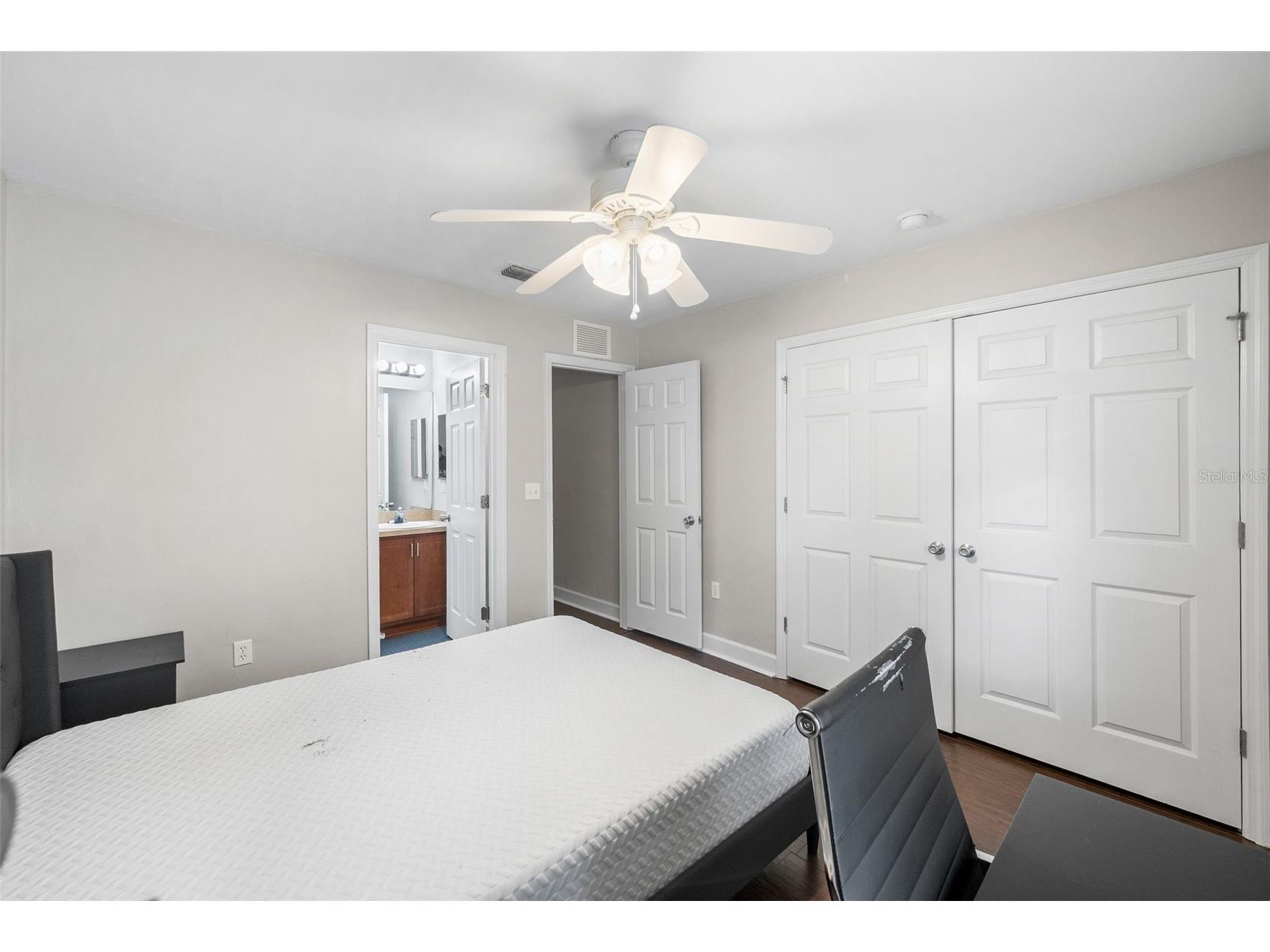 2927 SW 35th Place #113 Gainesville FL 32608 GC542020 image16