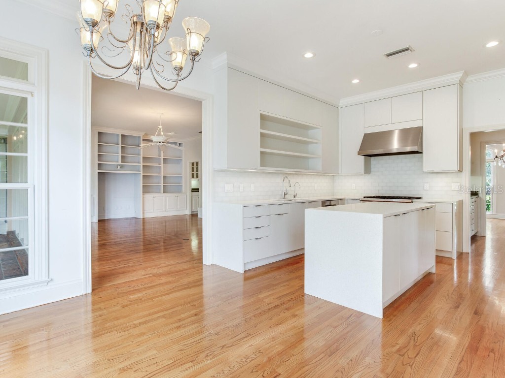 2927 W Bayshore Court Tampa FL 33611 TB8365429 image29