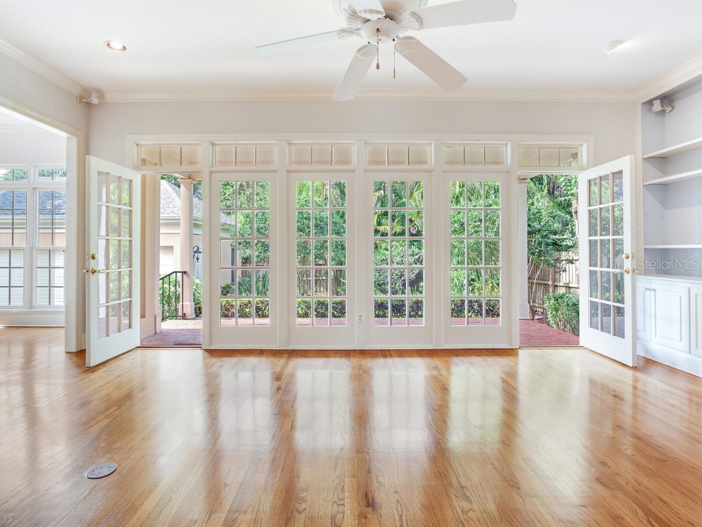 2927 W Bayshore Court Tampa FL 33611 TB8365429 image39