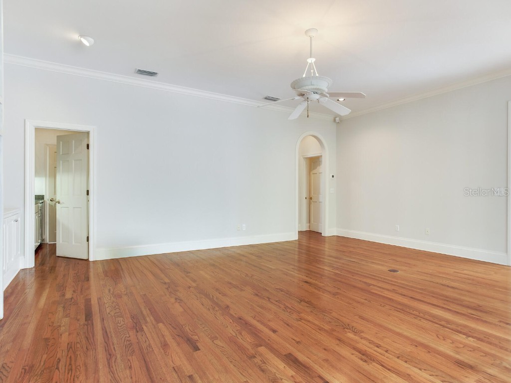 2927 W Bayshore Court Tampa FL 33611 TB8365429 image41