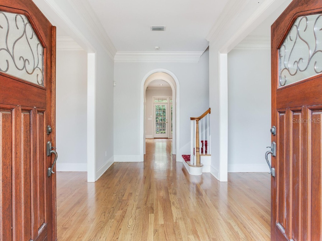 2927 W Bayshore Court Tampa FL 33611 TB8365429 image8