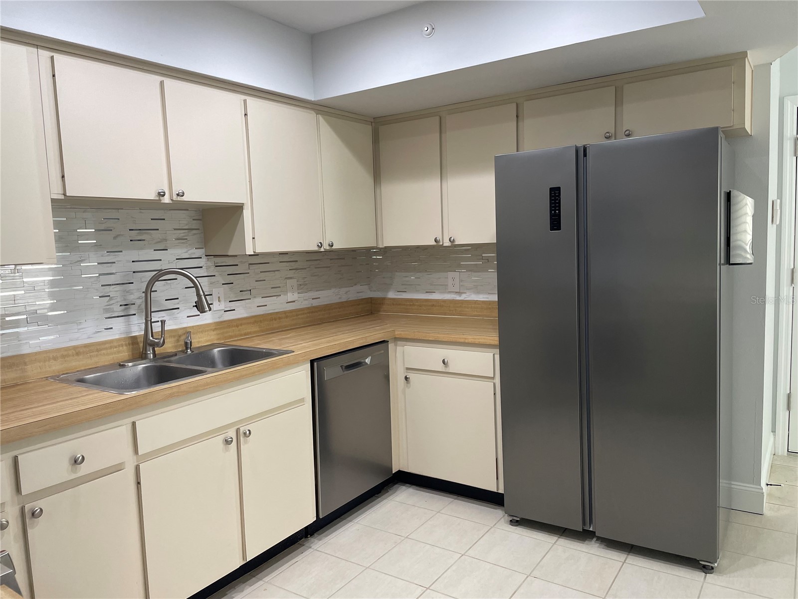 2927 W Gandy Boulevard Tampa FL 33611 - HAWTHORNE POND TB8424876 image25