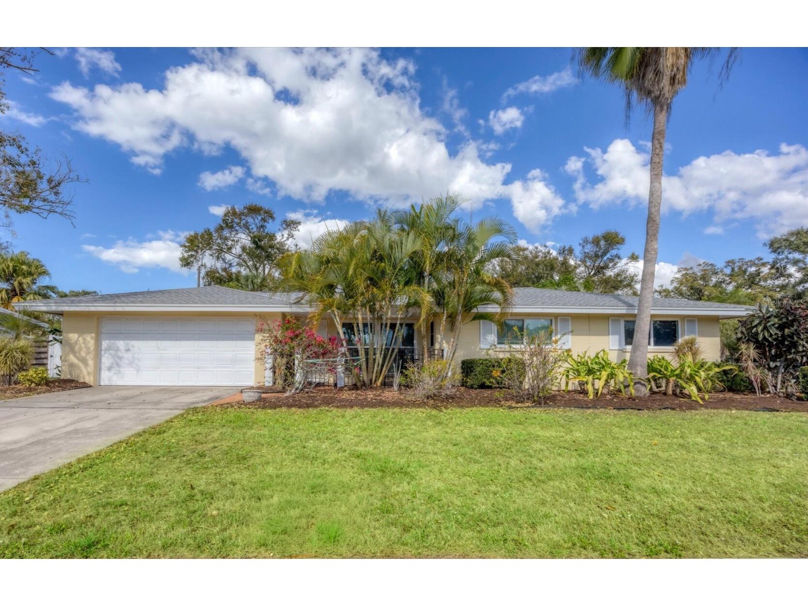 2927 Webber Street Sarasota FL 34239 A4678196 image1