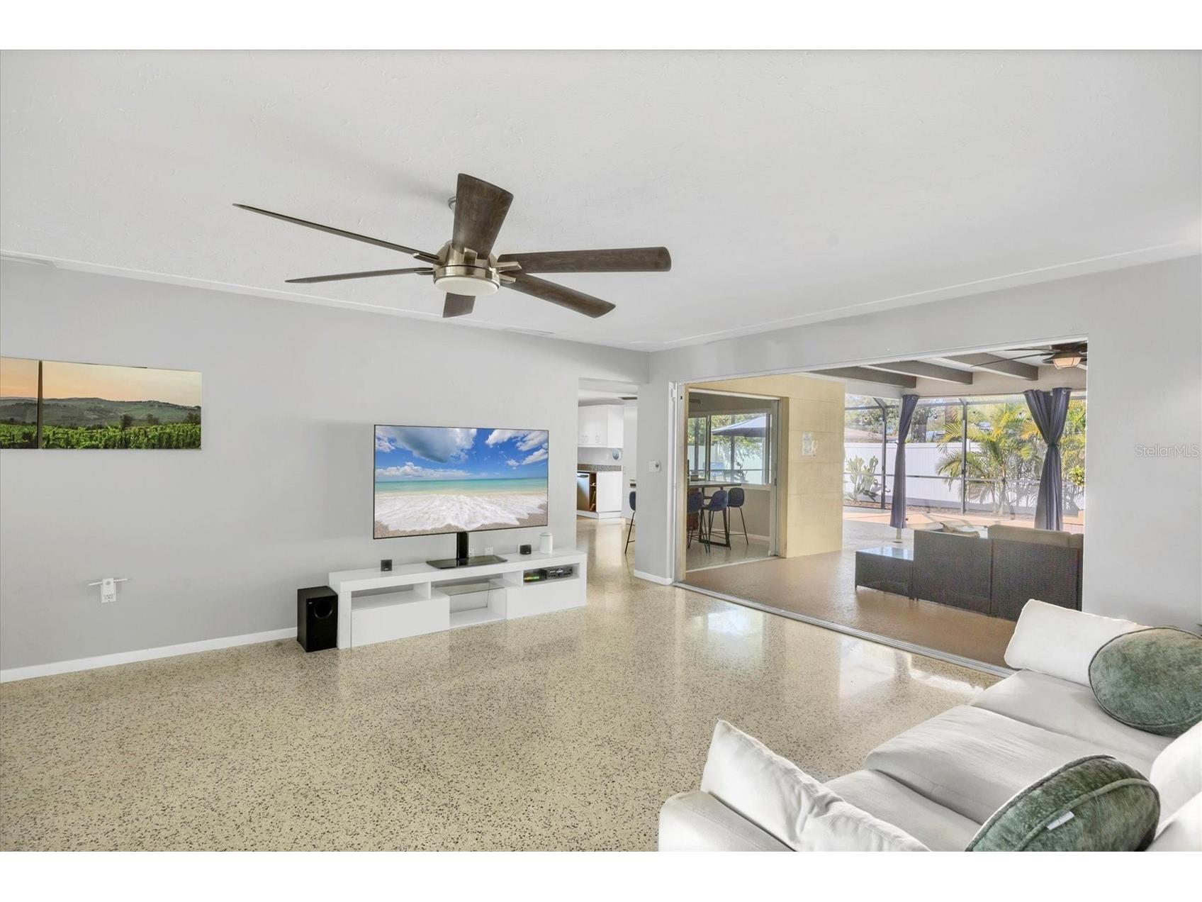 2927 Webber Street Sarasota FL 34239 A4678196 image5