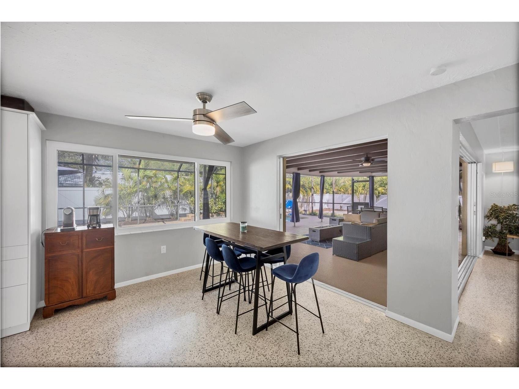 2927 Webber Street Sarasota FL 34239 A4678196 image8