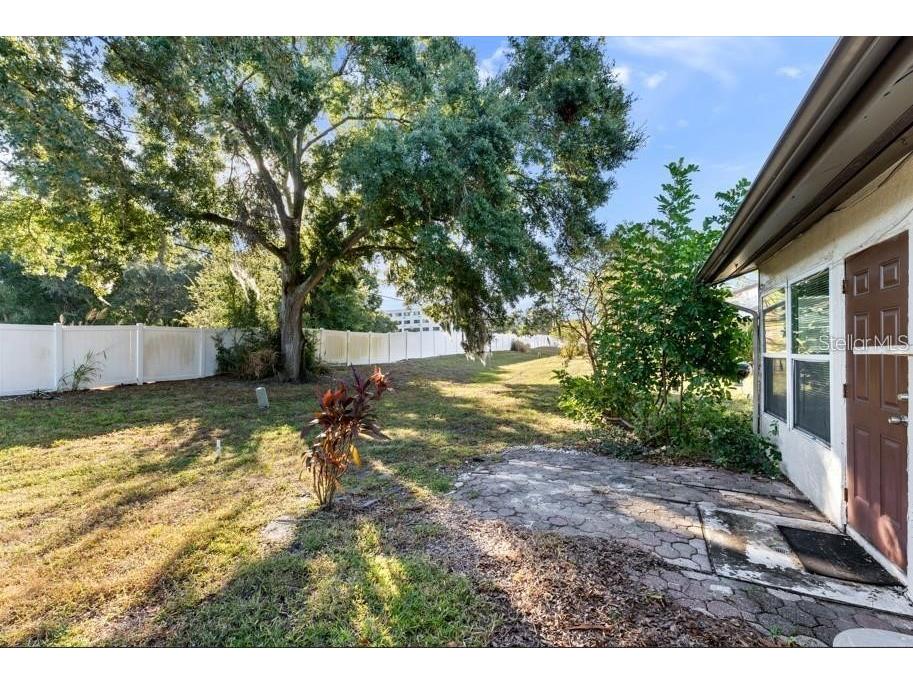 2928 Bancroft Cir Circle E #E Palm Harbor FL 34683 TB8443404 image25