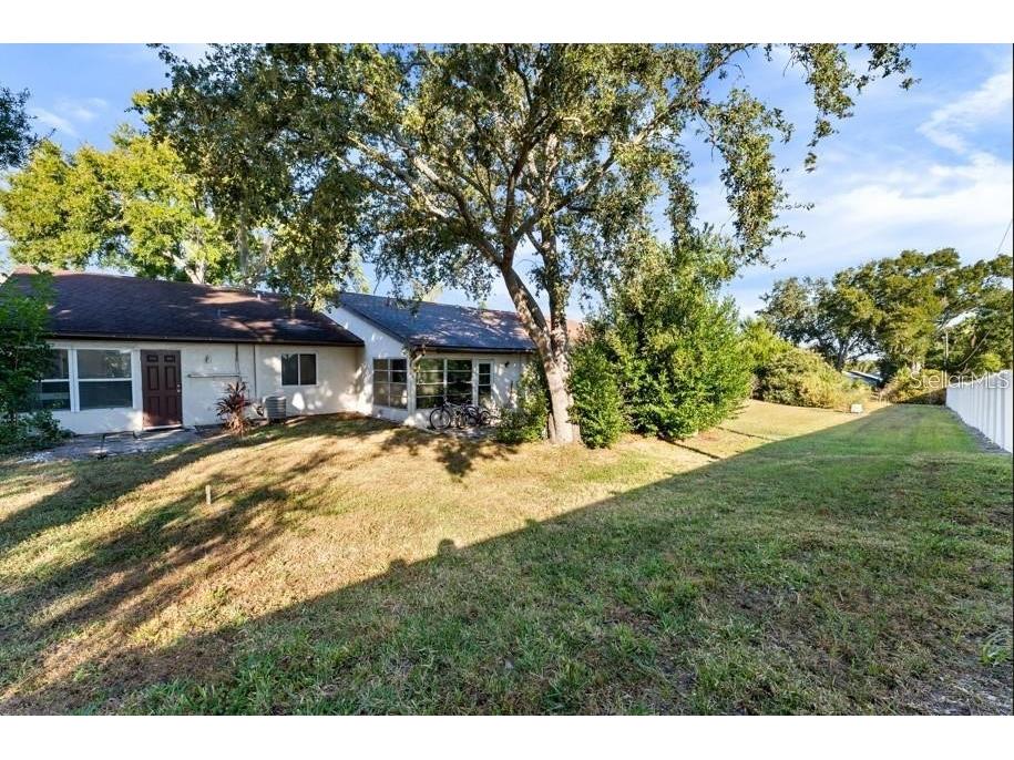 2928 Bancroft Cir Circle E #E Palm Harbor FL 34683 TB8443404 image26