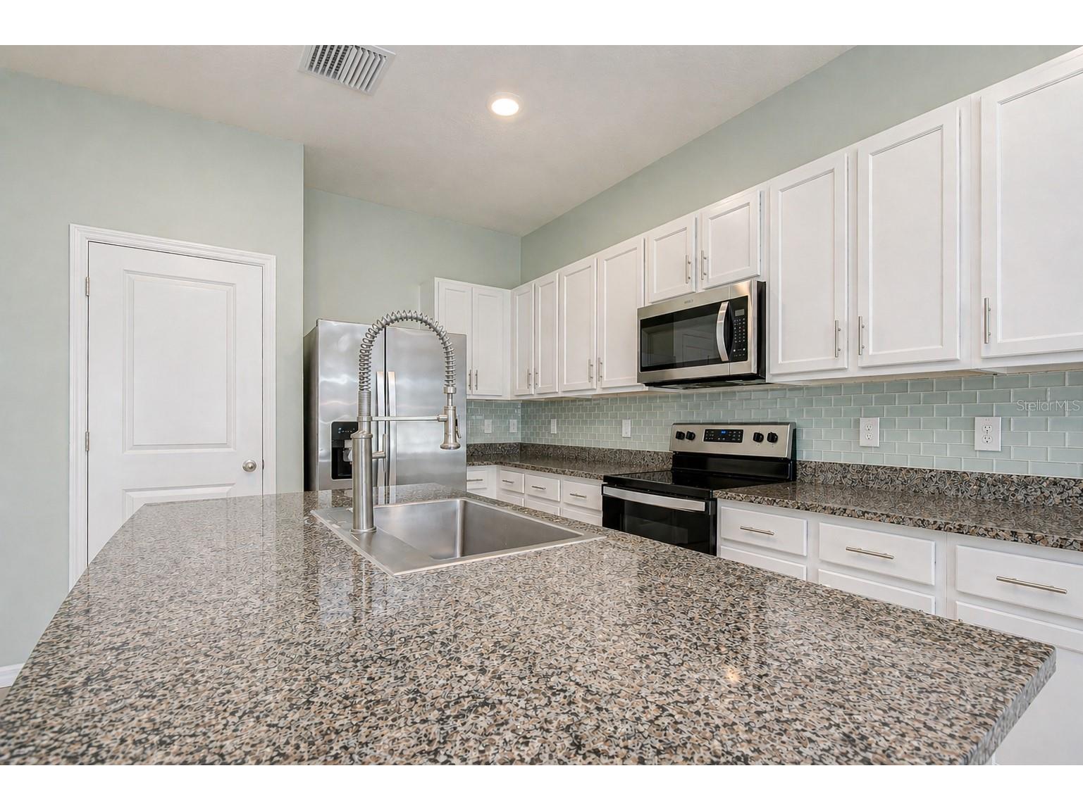 2928 Beluga Bay Drive Odessa FL 33556 TB8498949 image13