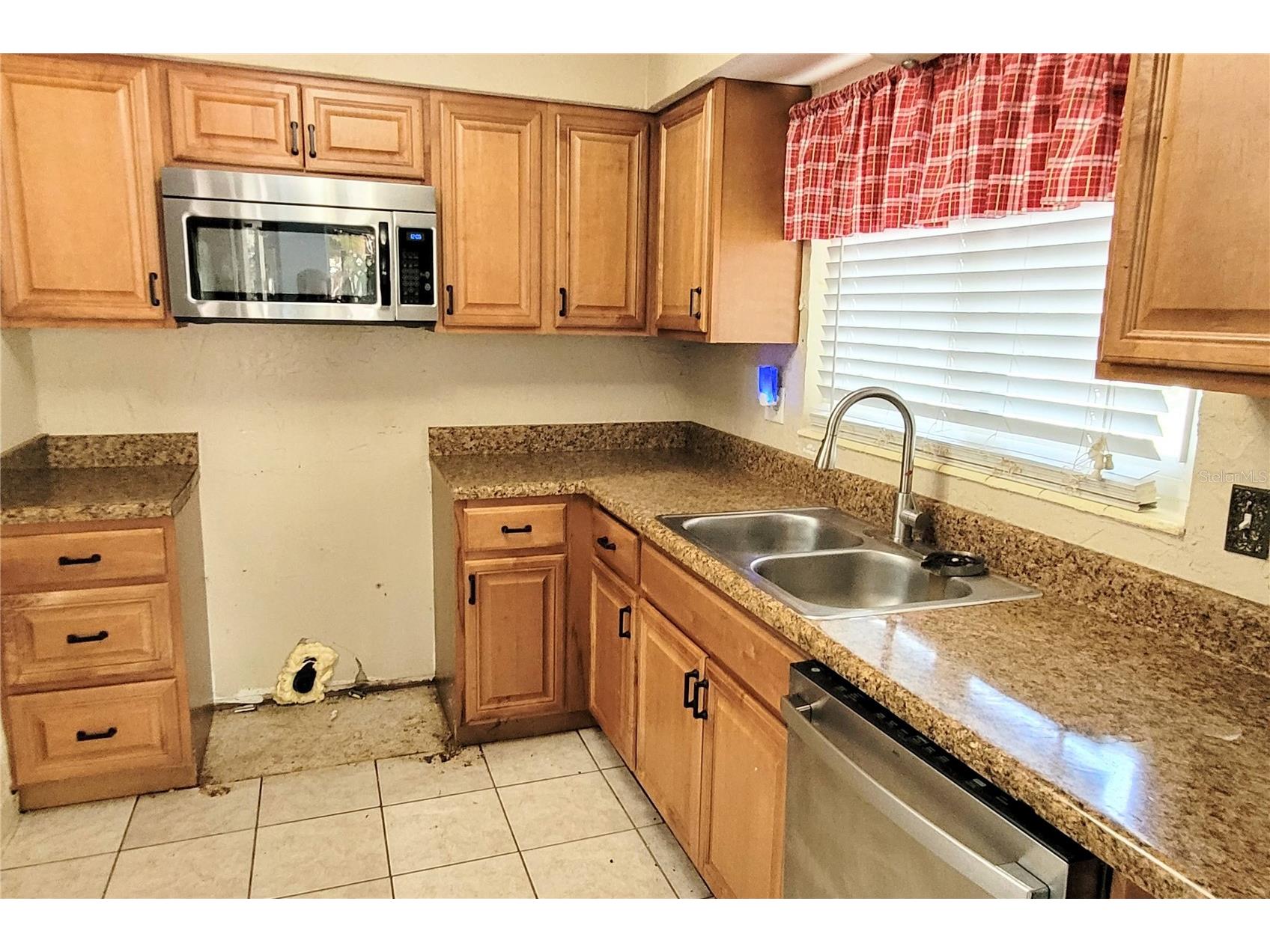 2928 Betty Drive Sarasota FL 34232 A4694782 image28