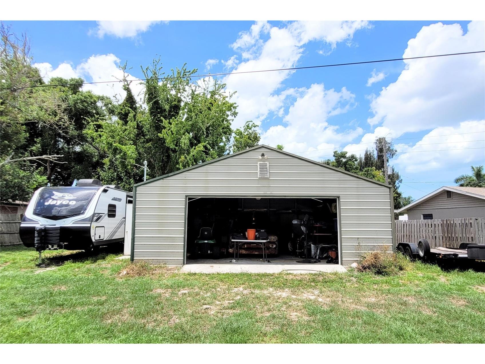 2928 Betty Drive Sarasota FL 34232 A4694782 image4