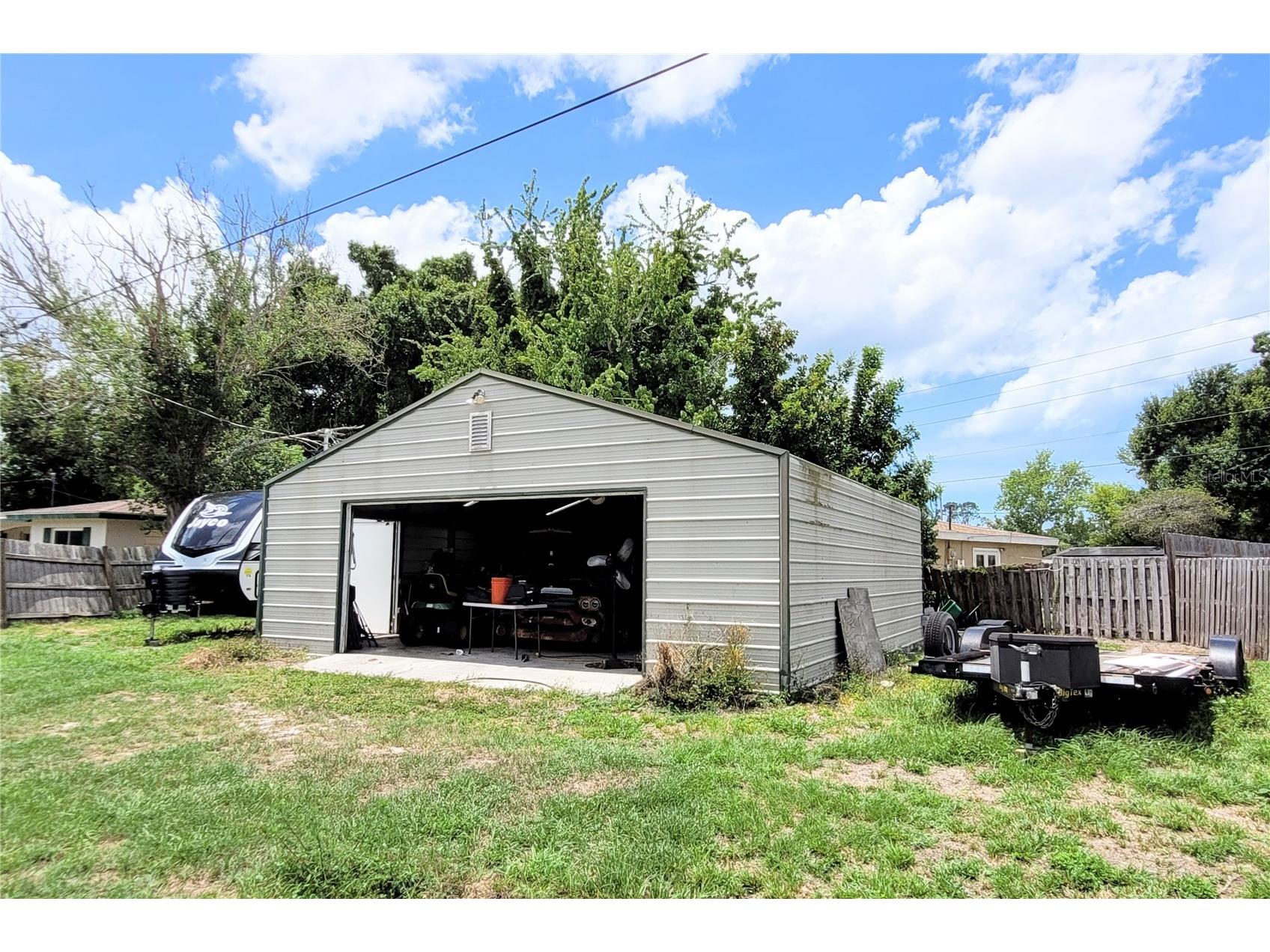 2928 Betty Drive Sarasota FL 34232 A4694782 image5
